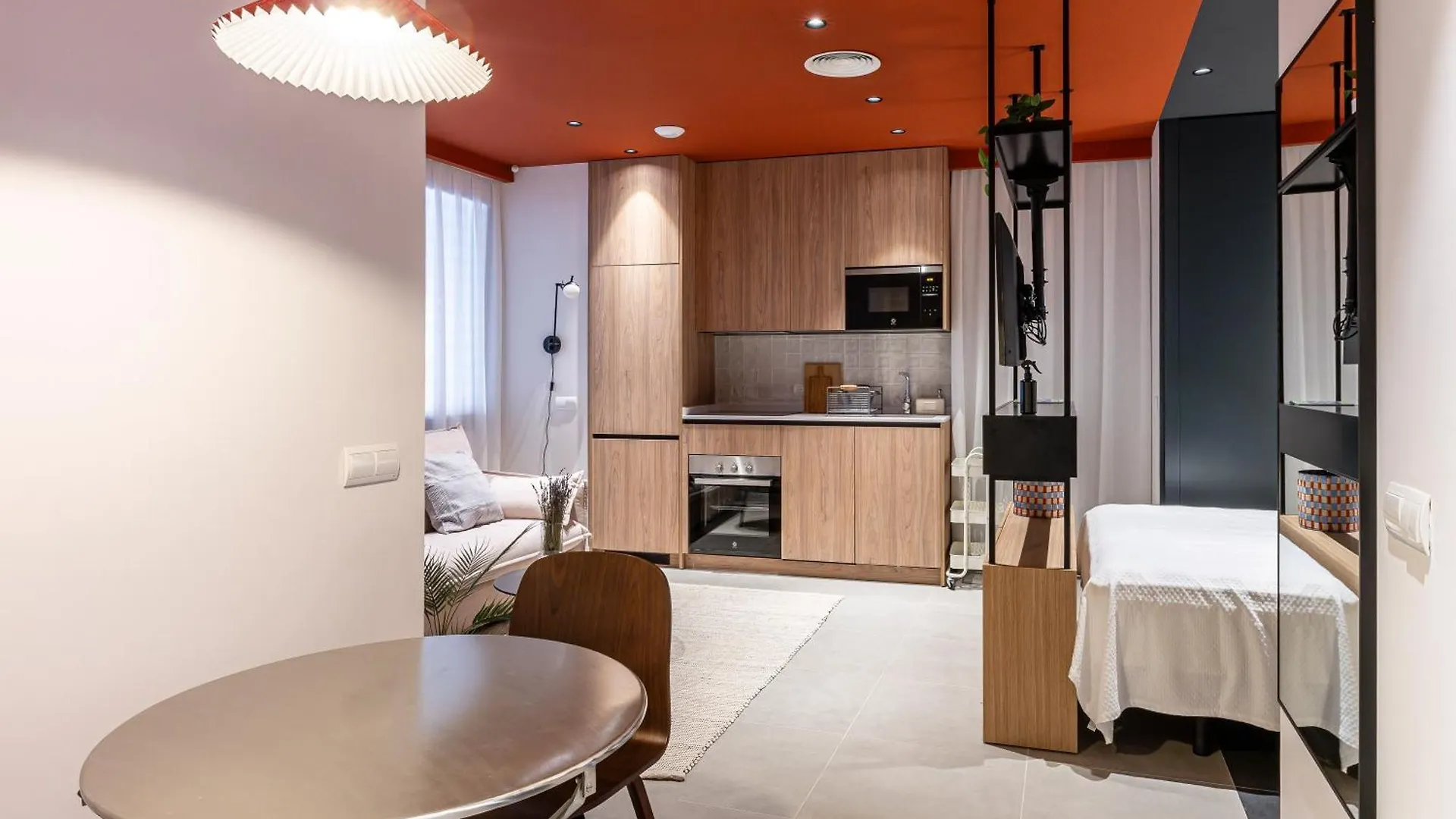 Apartamento Estudios Arturo Soria By Rent Me Madrid