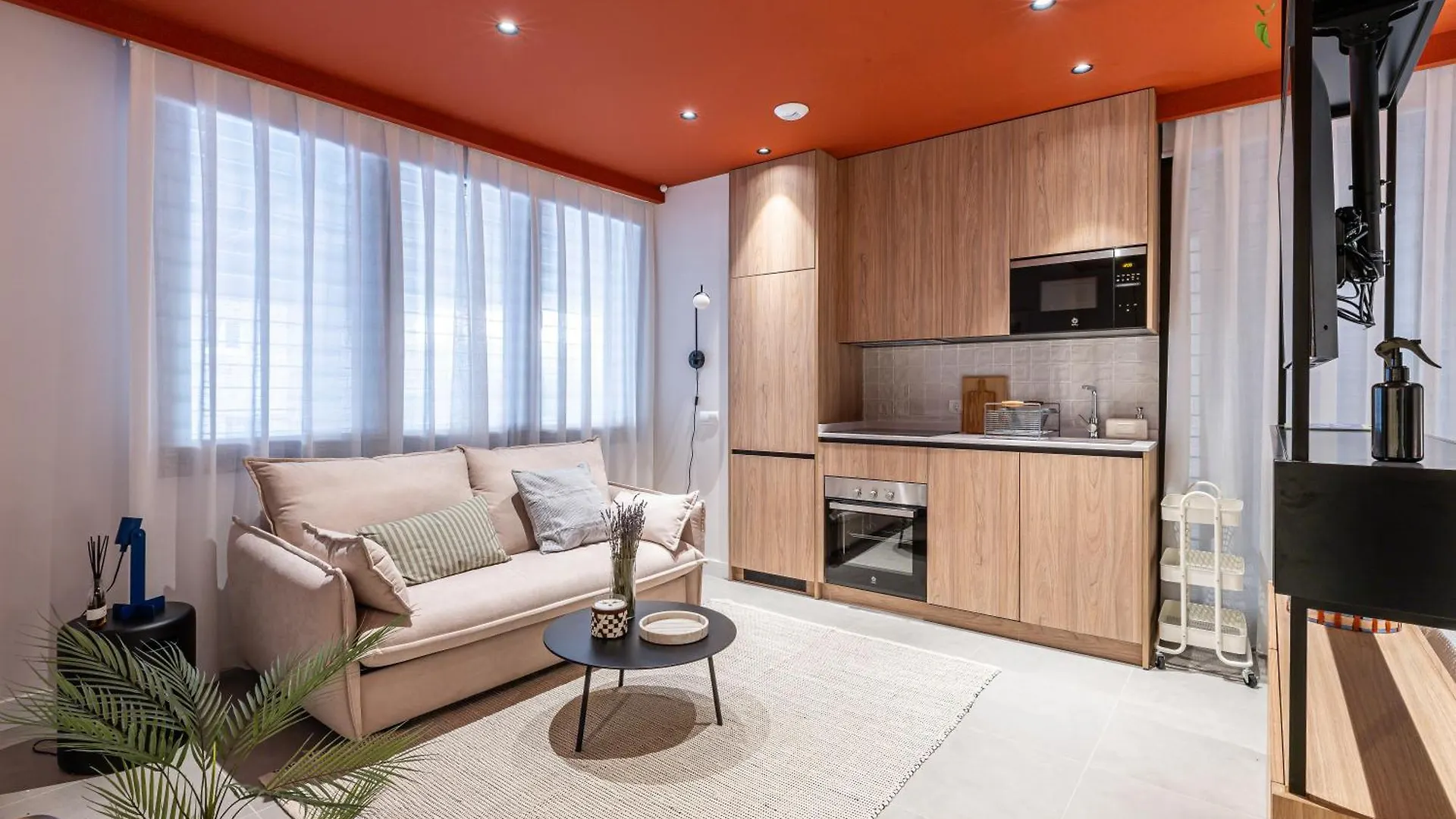 Apartamento Estudios Arturo Soria By Rent Me Madrid