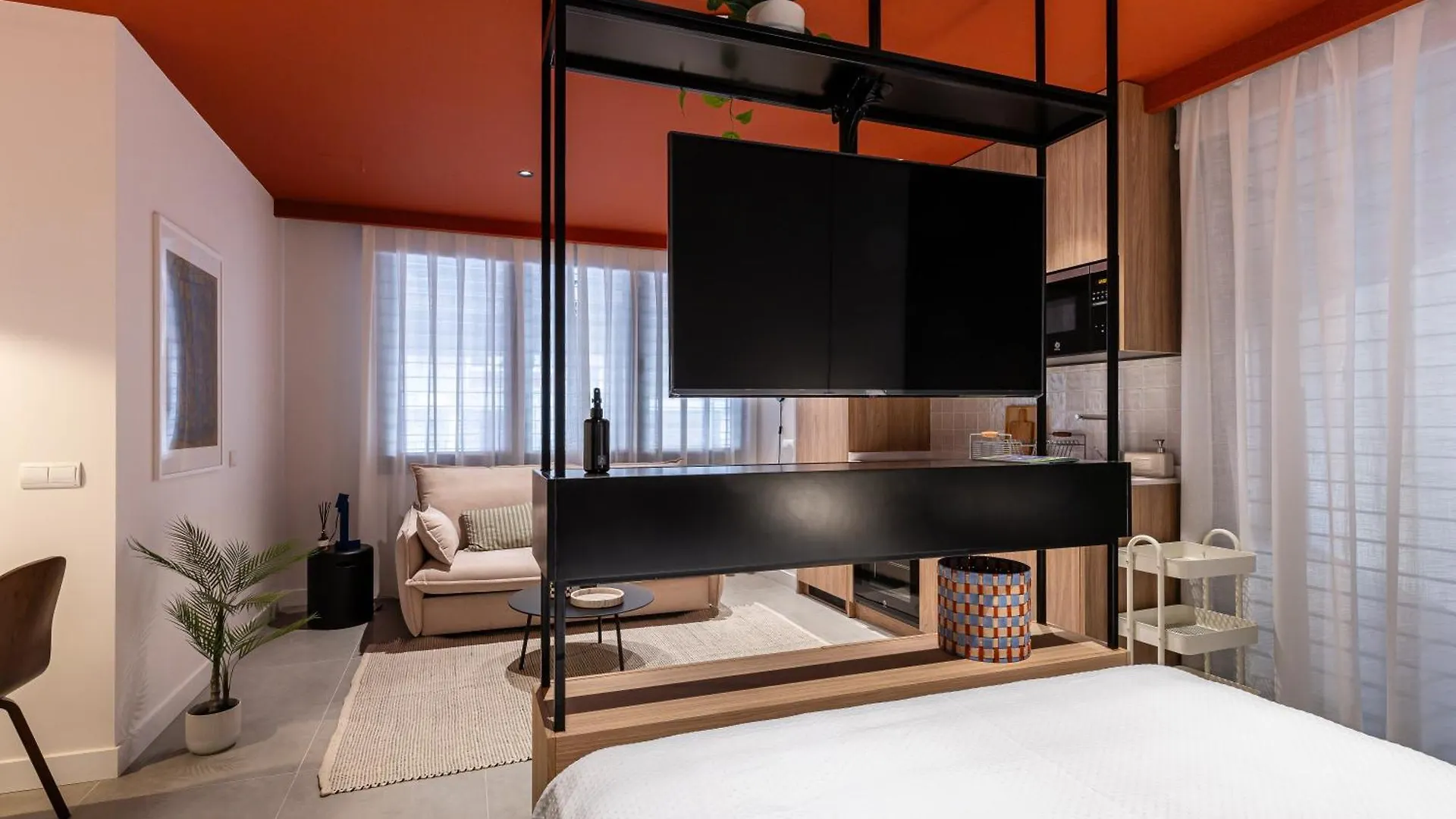 Apartamento Estudios Arturo Soria By Rent Me Madrid